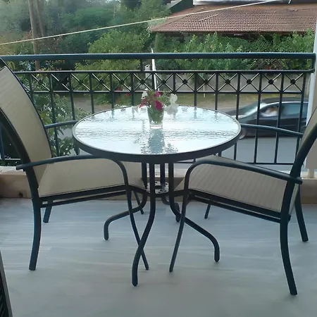 Odysseia And Nikiana