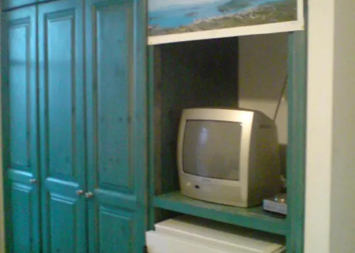 Odysseia And Nikiana