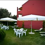 Odysseia And بيت ضيافة نِكيانا