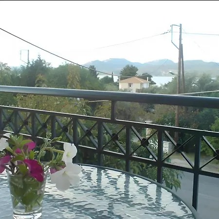 Odysseia And Maison d'hôtes