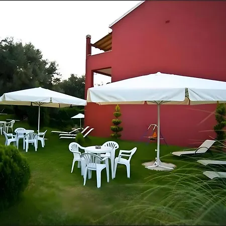 Odysseia And Maison d'hôtes Nikiana