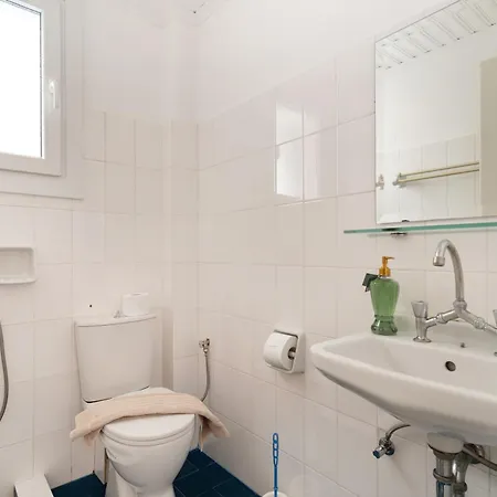 بيت ضيافة Odysseia Beachside 3*