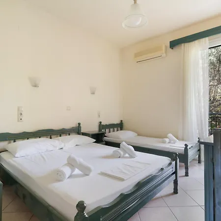 Odysseia Beachside بيت ضيافة 3*