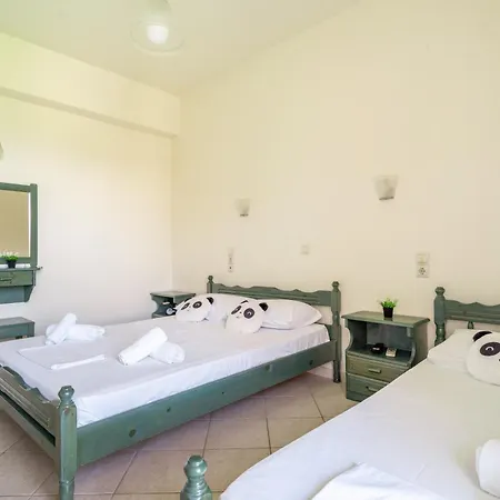 Odysseia Beachside بيت ضيافة 3*