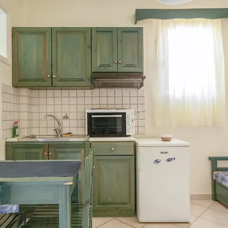 بيت ضيافة Odysseia Beachside 3*