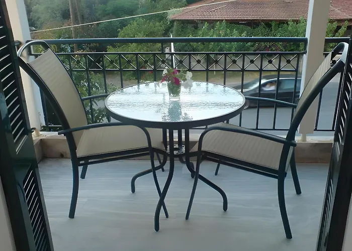 Odysseia And Nikiana