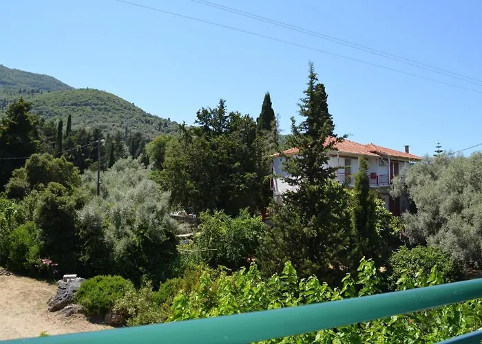 Odysseia And 3* Nikiana